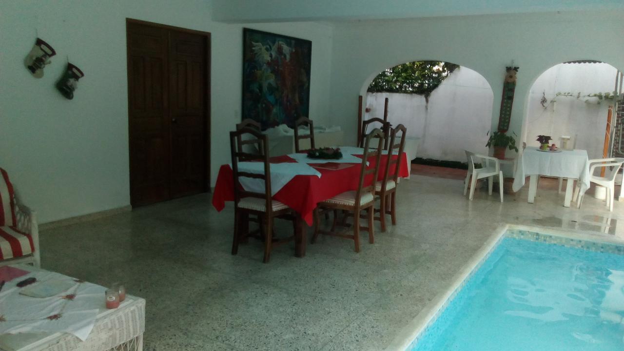 Hotel Casa Madrigal Santo Domingo Exterior foto